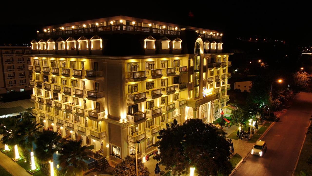 Orbit Hotel Nha Trang Exterior photo