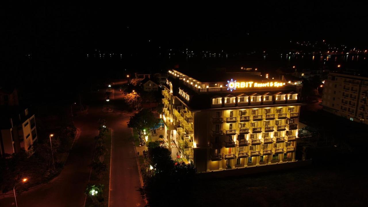 Orbit Hotel Nha Trang Exterior photo