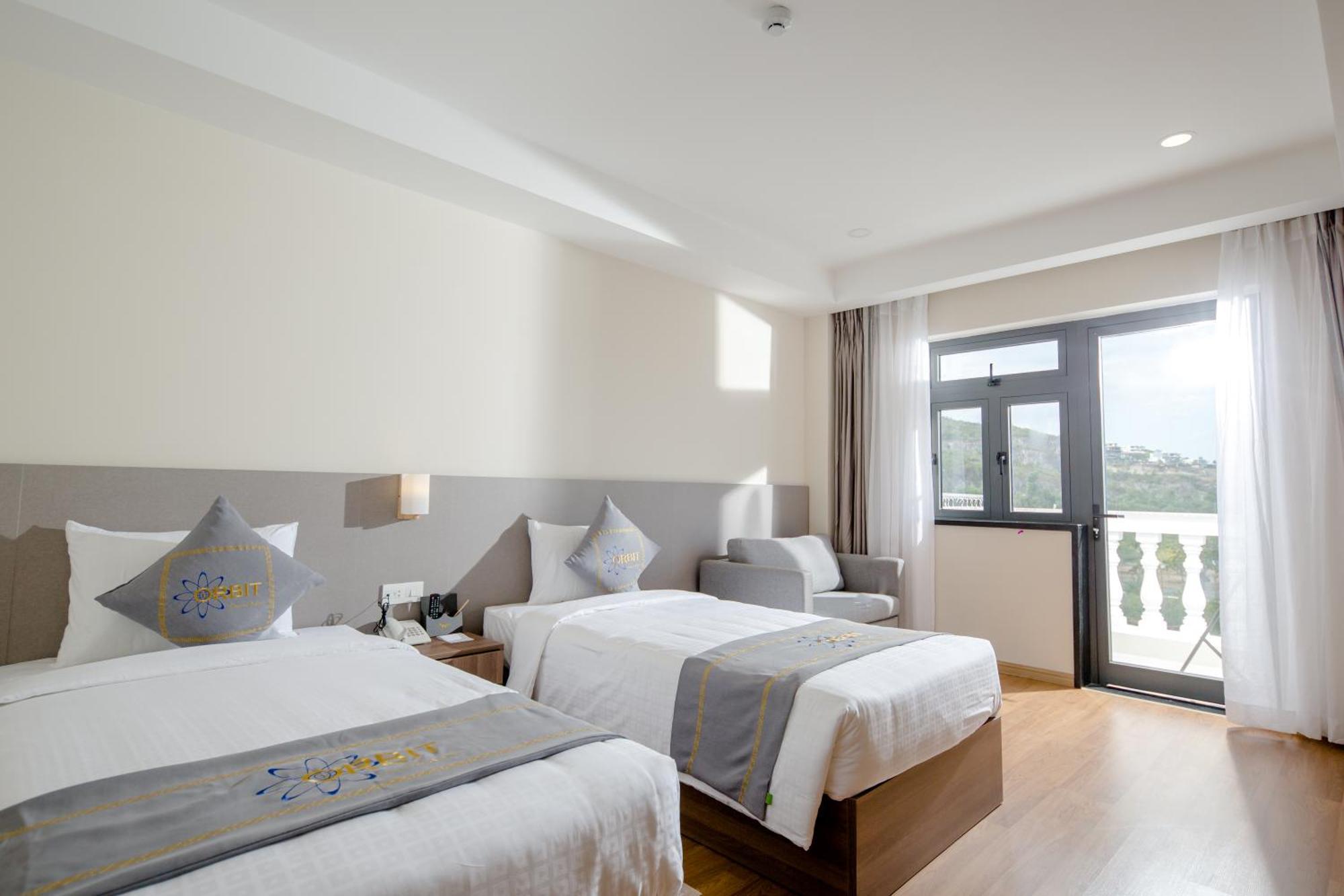 Orbit Hotel Nha Trang Exterior photo