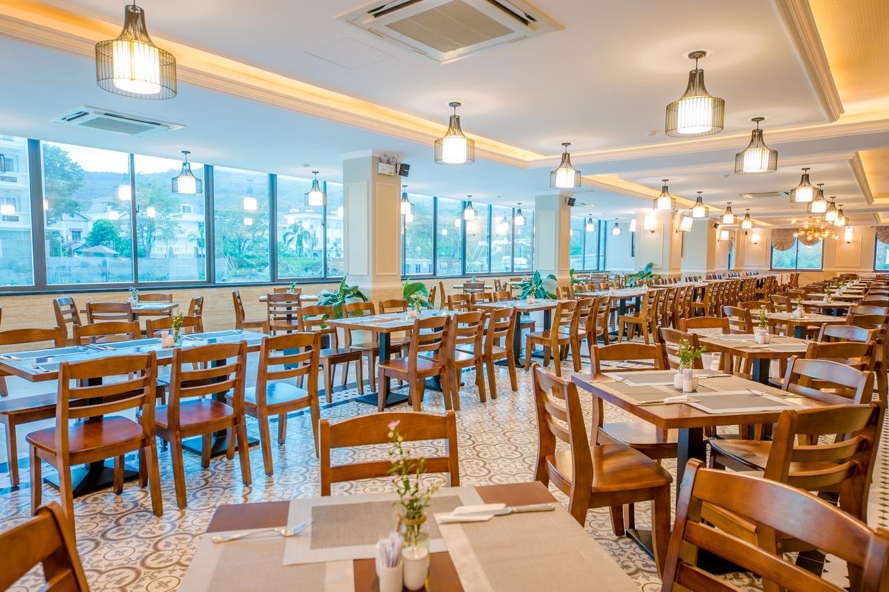 Orbit Hotel Nha Trang Exterior photo