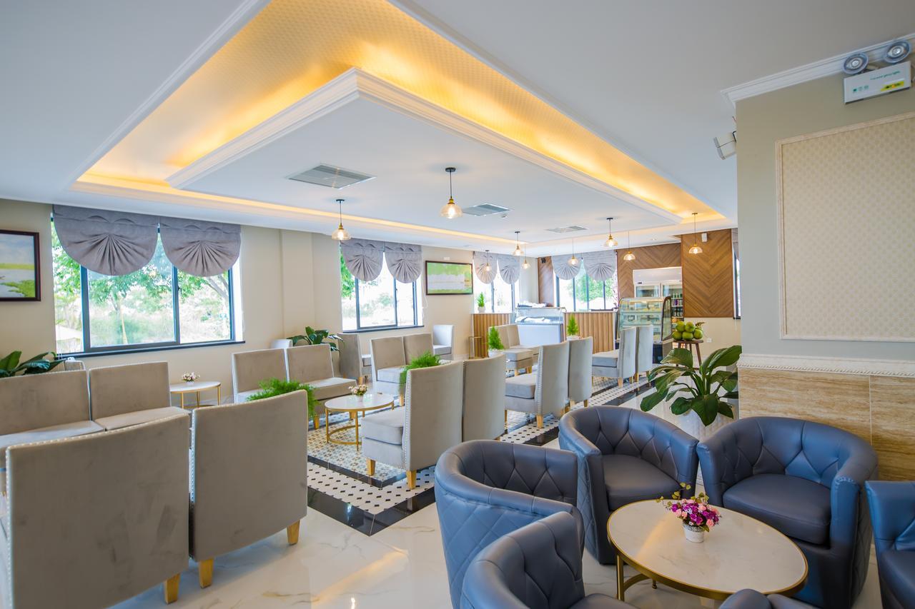 Orbit Hotel Nha Trang Exterior photo