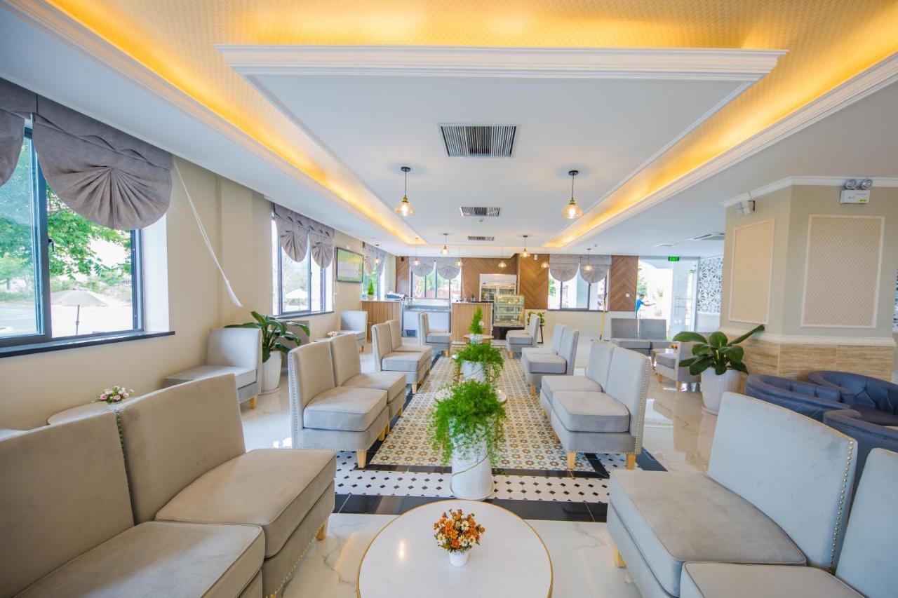 Orbit Hotel Nha Trang Exterior photo