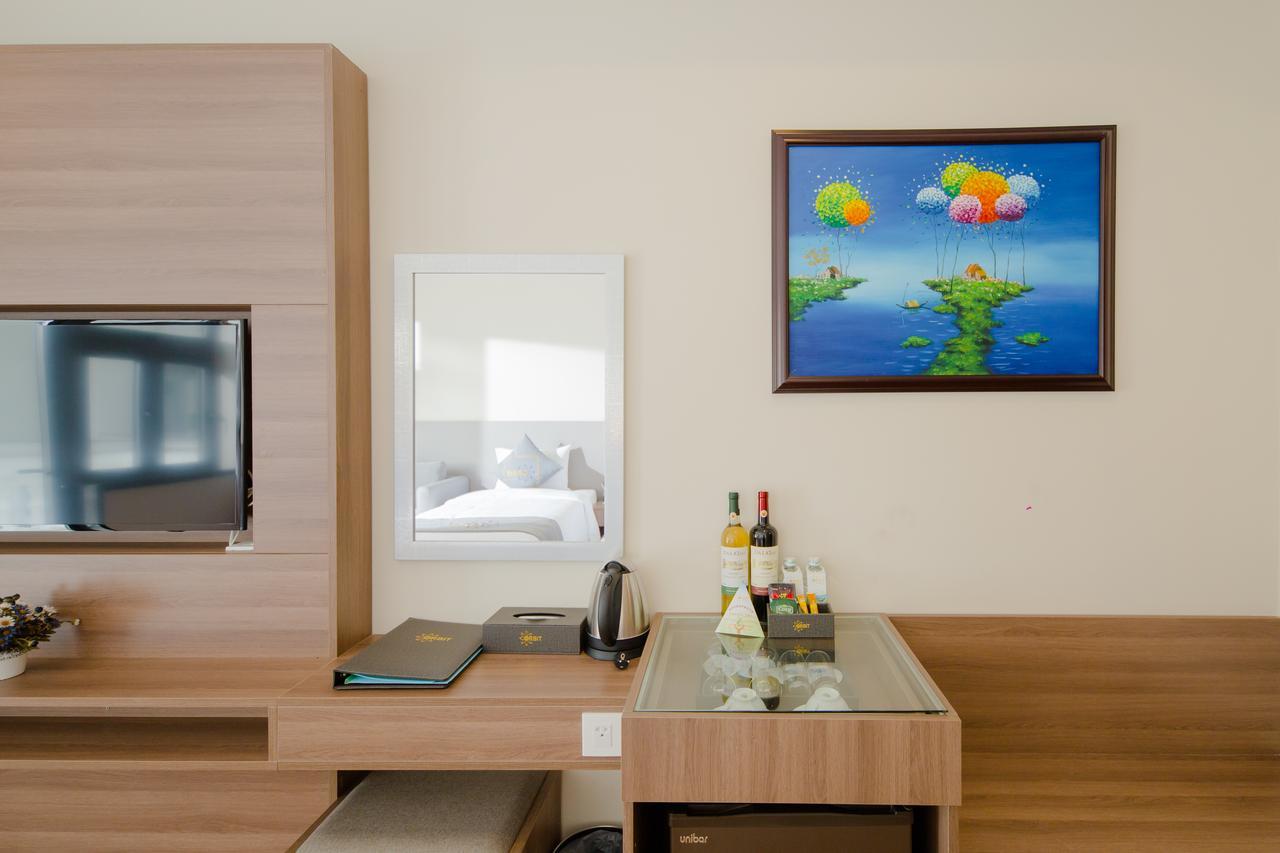 Orbit Hotel Nha Trang Exterior photo